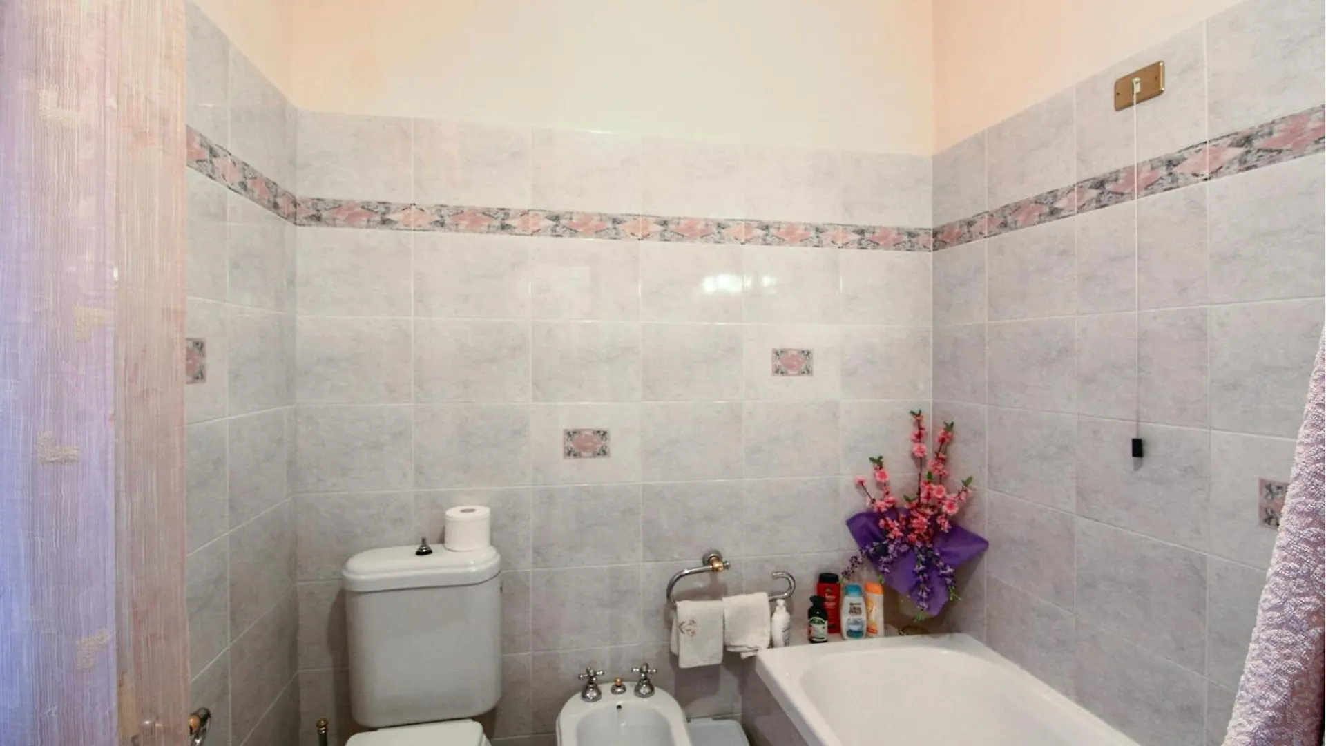 Amazing Home In Sommocolonia With Jacuzzi Σπίτι διακοπών